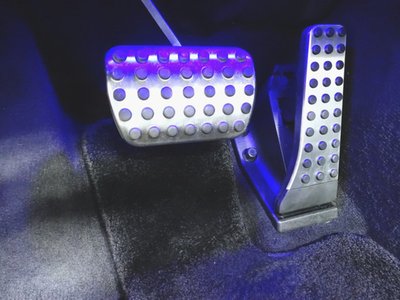 MERCEDES-BENZ SL AMG - 9