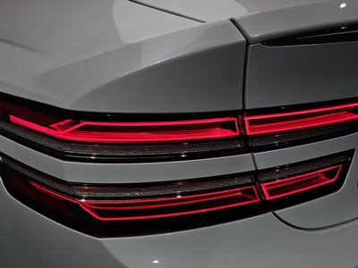 2025 Genesis G80 (RG3) — фото 10