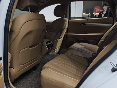 2025 Genesis G80 (RG3) thumbnail 16