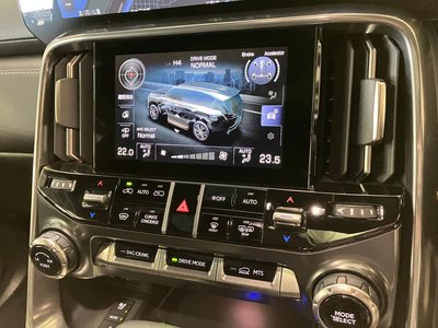 2023 Lexus LX thumbnail 24