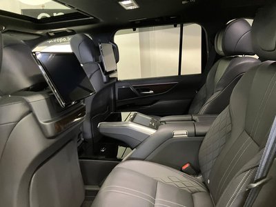 2023 Lexus LX thumbnail 12