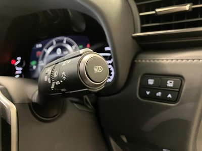 2023 Lexus LX thumbnail 20
