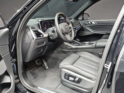صورة مصغرة 13 لـ 2025 BMW X7