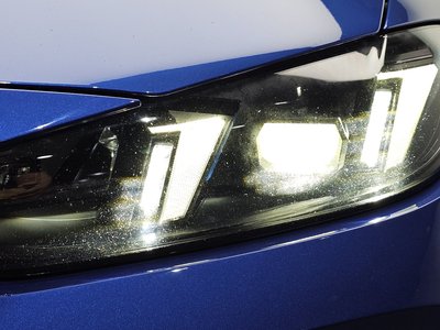 2025 BMW M3 照片 9