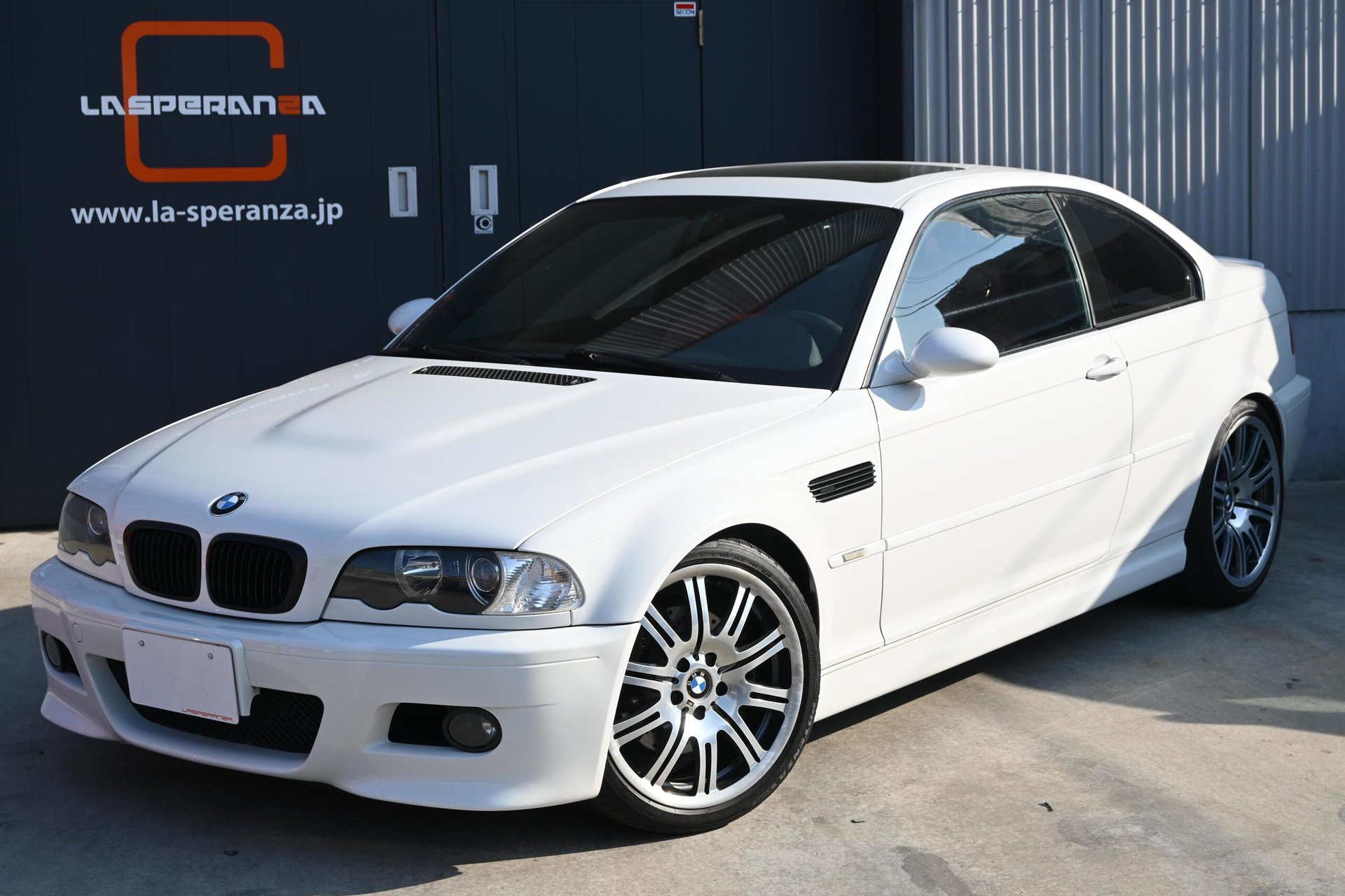 BMW M3 - View 1