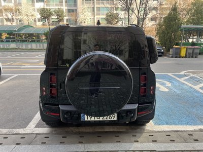 LAND ROVER DEFENDER - 3