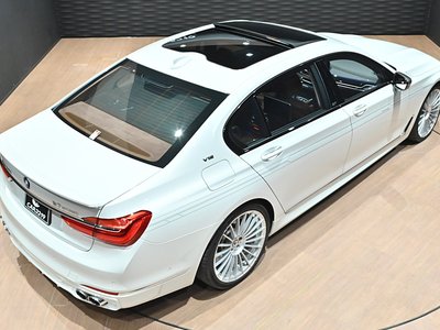 BMW 7 SERIES - 9