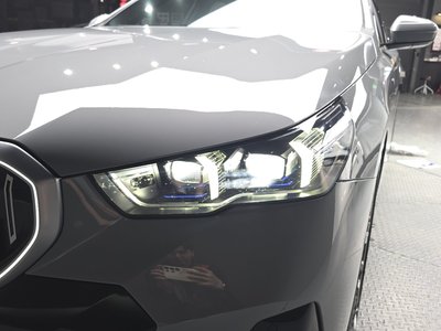 2024 BMW 5 SERIES — фото 9
