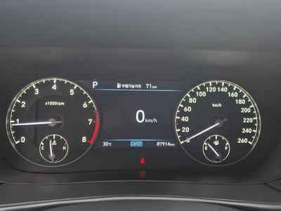 2019 Genesis G90 照片 9