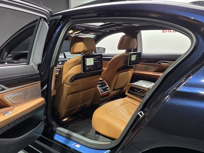صورة مصغرة 11 لـ 2021 BMW 7 SERIES