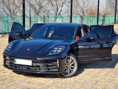PORSCHE PANAMERA - 7