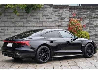 AUDI E-TRON GT QUATTRO - 2