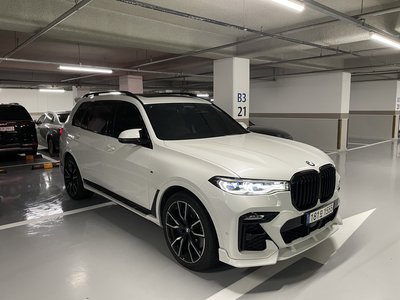 BMW X7