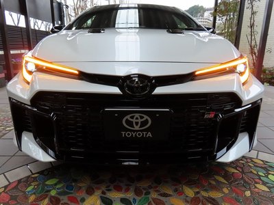TOYOTA GR COROLLA - 10