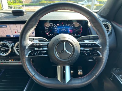 2025 Mercedes-BENZ GLB thumbnail 12