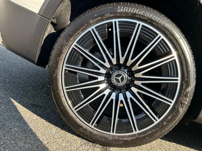 2025 Mercedes-BENZ GLB thumbnail 32