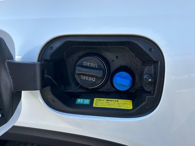 2025 Mercedes-BENZ GLB thumbnail 36