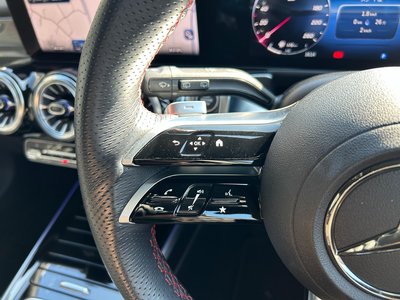 2025 Mercedes-BENZ GLB thumbnail 43