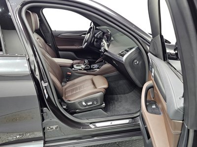 2023 BMW X4 thumbnail 25