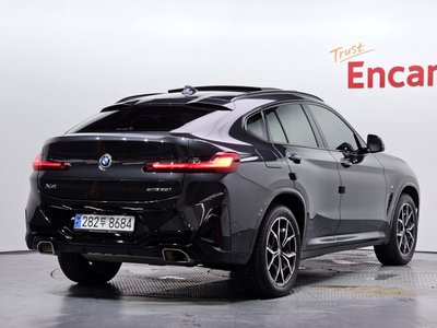 2023 BMW X4 — фото 4