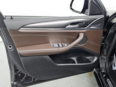 2023 BMW X4 thumbnail 14