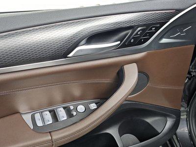 2023 BMW X4 thumbnail 24