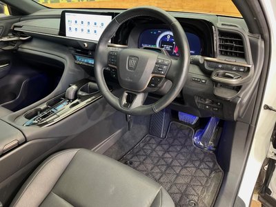 صورة مصغرة 33 لـ 2023 Toyota CROWN SPORT