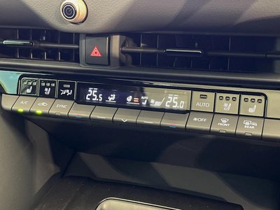 صورة مصغرة 61 لـ 2023 Toyota CROWN SPORT