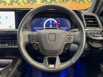 صورة مصغرة 51 لـ 2023 Toyota CROWN SPORT