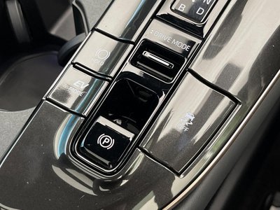 صورة مصغرة 65 لـ 2023 Toyota CROWN SPORT