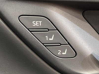 صورة مصغرة 46 لـ 2023 Toyota CROWN SPORT
