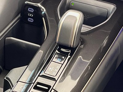 صورة مصغرة 52 لـ 2023 Toyota CROWN SPORT