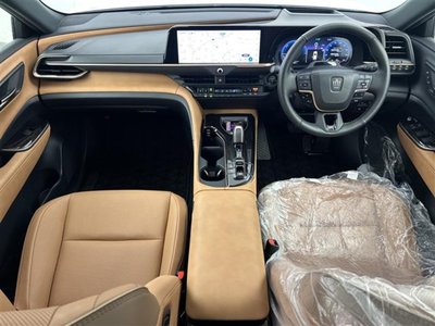 TOYOTA CROWN SPORT - 2