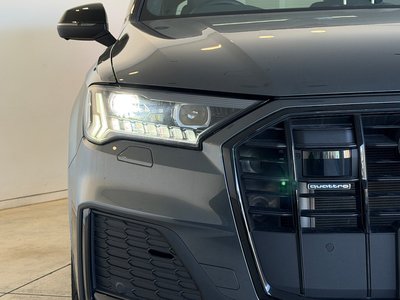 AUDI Q7 - 9