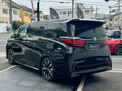 TOYOTA ALPHARD - 9