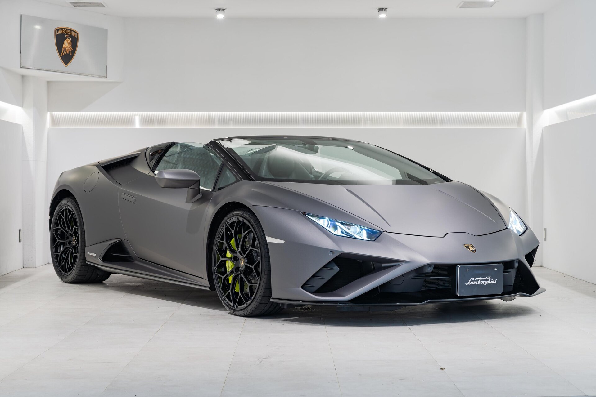 LAMBORGHINI HURACAN SPYDER - View 1