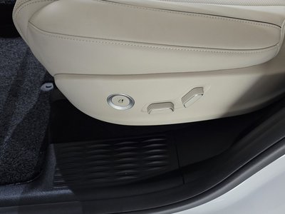 صورة مصغرة 30 لـ 2023 Genesis GV80