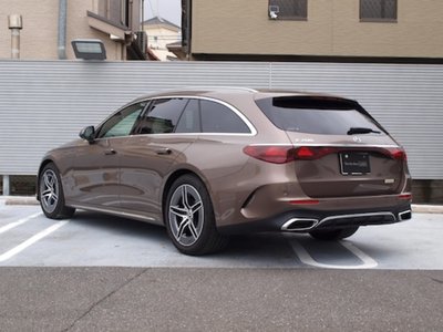 صورة مصغرة 32 لـ 2025 Mercedes-BENZ E-CLASS