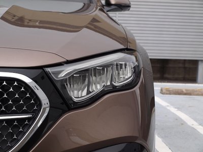 صورة 4 لـ 2025 Mercedes-BENZ E-CLASS