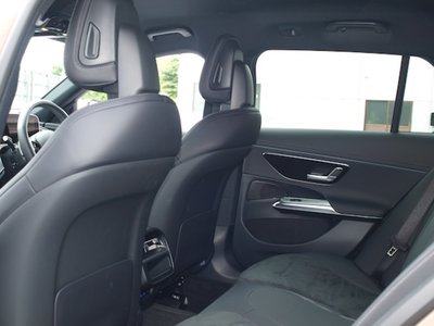 صورة 9 لـ 2025 Mercedes-BENZ E-CLASS
