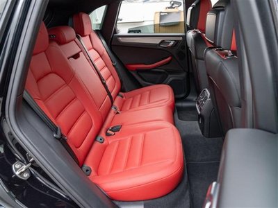 2016 Porsche MACAN 缩略图 16