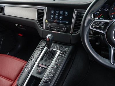 2016 Porsche MACAN 缩略图 17