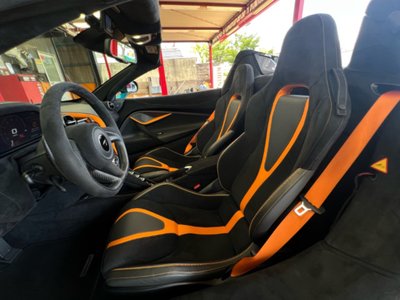 صورة 25 لـ 2019 Mclaren 720S SPIDER