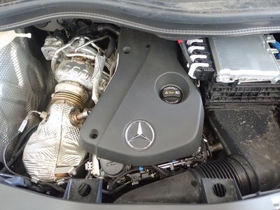 MERCEDES-BENZ V-CLASS - 9