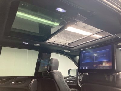 CADILLAC ESCALADE - 2