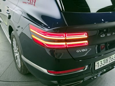 GENESIS GV80 - 10