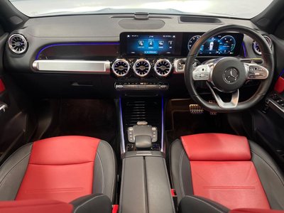 MERCEDES-BENZ GLB - 2