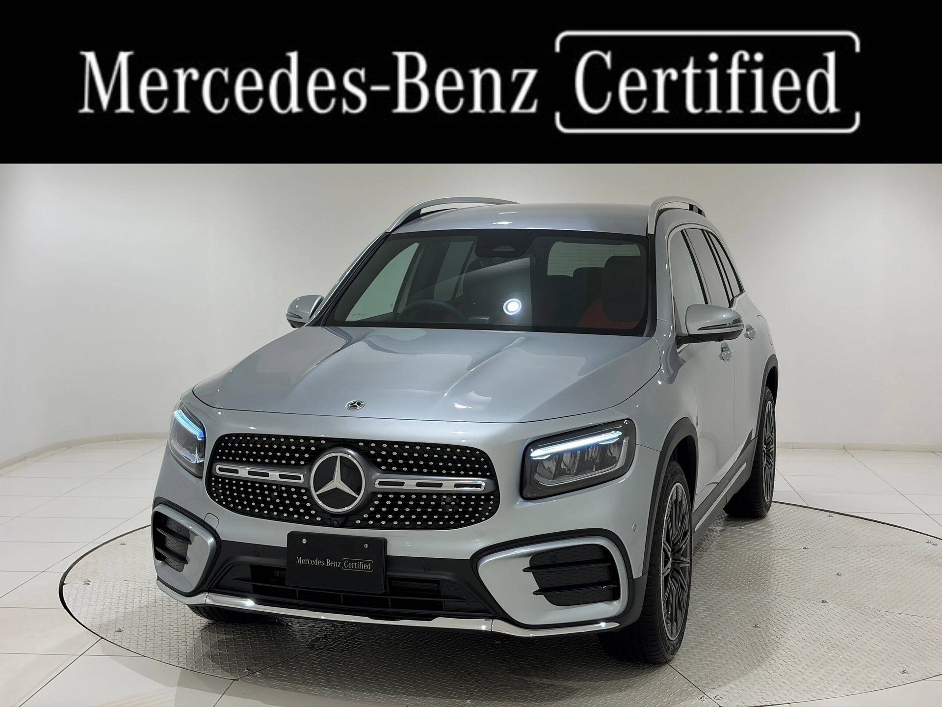 MERCEDES-BENZ GLB - View 1