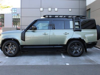 LAND ROVER DEFENDER - 7