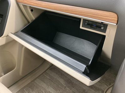 صورة مصغرة 36 لـ 2023 Toyota LAND CRUISER PRADO